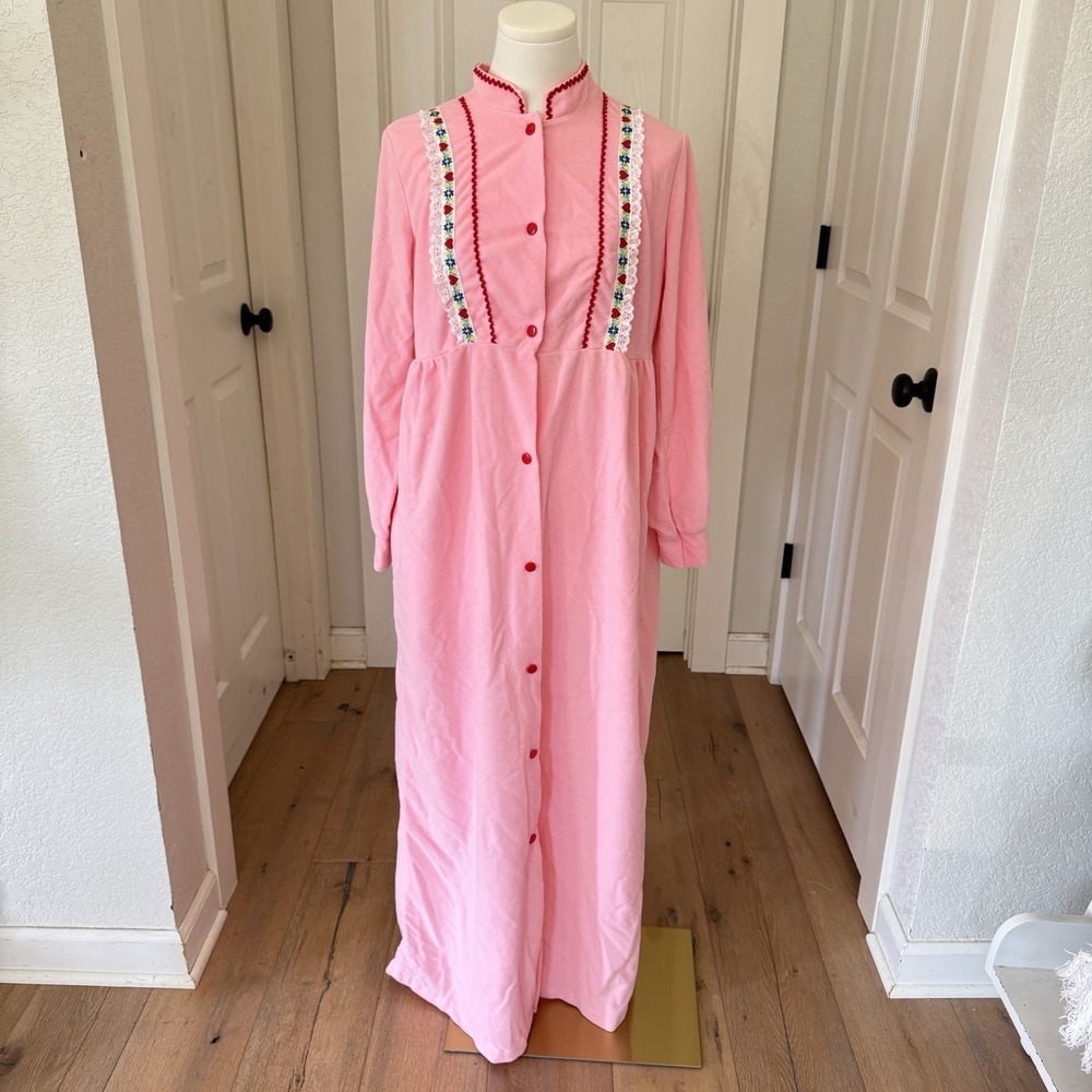 Vtg 70s Sears Jr Bazaar‎ Pink Long Fleece Gown Robe Sz 11 S/M Heart Cottage Core